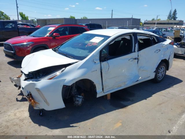 JTDL9RFUXL3014007 Toyota Prius Le Awd-e