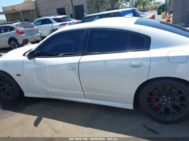 2C3CDXEJ1FH915346 Dodge Charger Srt 392