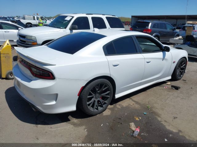 2C3CDXEJ1FH915346 Dodge Charger Srt 392