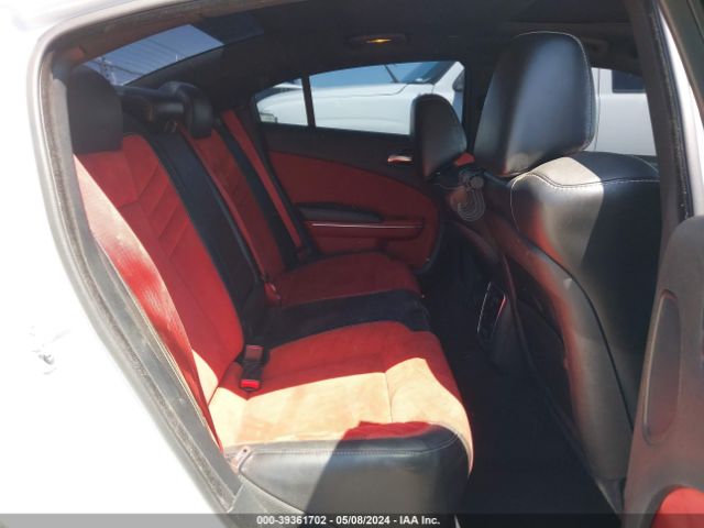 2C3CDXEJ1FH915346 Dodge Charger Srt 392
