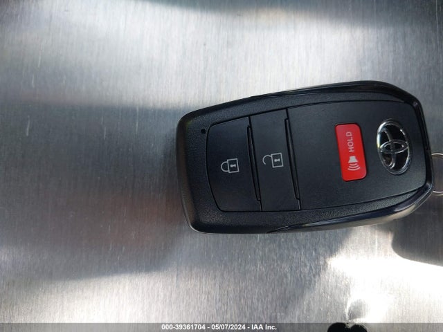 Toyota Prius Le 2024 JTDACAAU4R3018869 Image 11