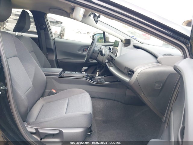 Toyota Prius Le 2024 JTDACAAU4R3018869 Image 5