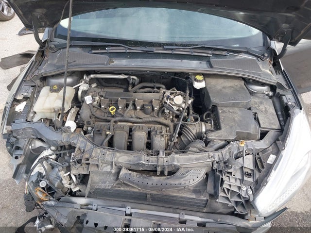 Ford FOCUS S 2017 1FADP3E23HL323208 Image 10