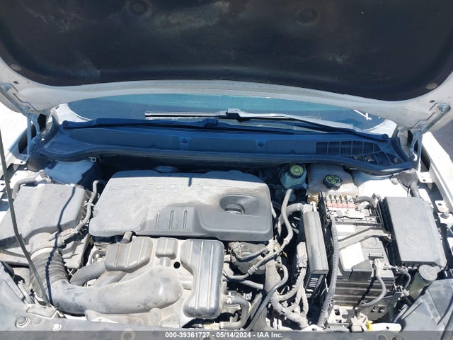 1G4PP5SK0F4185363 Buick Verano