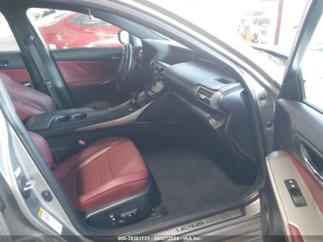 JTHBA1D2XG5002017 Lexus IS 200T