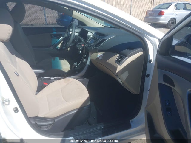 Hyundai ELANTRA SE 2014 5NPDH4AE9EH524513 Image 5