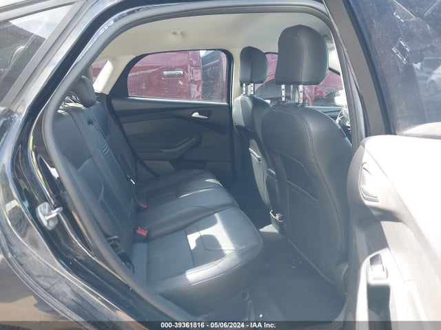 Ford FOCUS SE 2016 1FADP3F21GL246531 Image 8