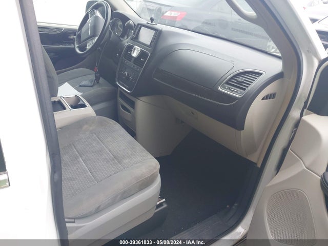 2C4RC1BG5ER131663 Chrysler Town & Country Touring