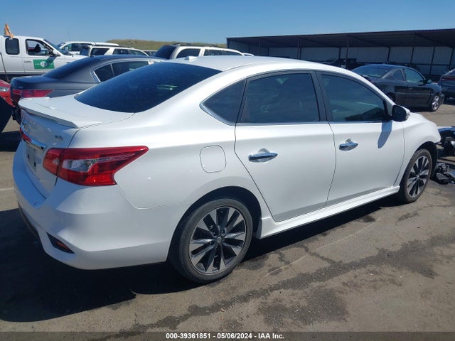 Nissan SENTRA SR 2019 3N1AB7AP2KY365696 Image 4