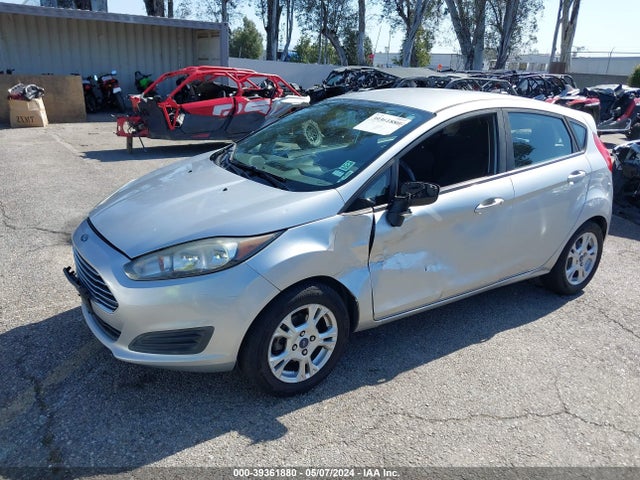 Ford FIESTA SE 2015 3FADP4EJ5FM208148 Image 2