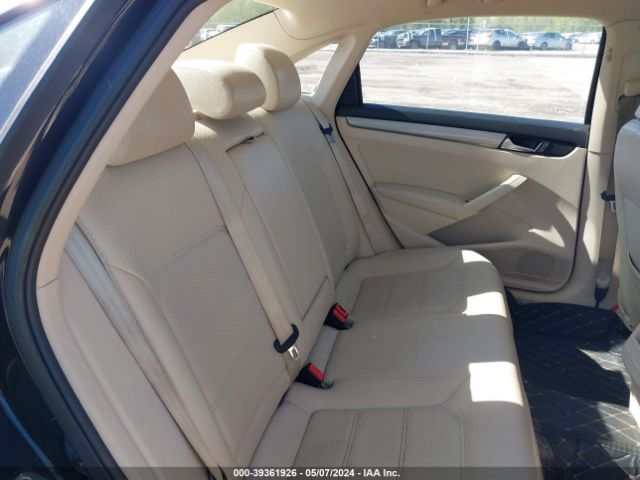 1VWAT7A30FC114355 Volkswagen Passat 1.8t Limited Edition