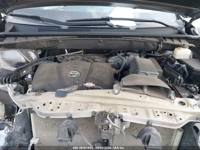 Toyota Highlander Xle 2018 5TDJZRFH4JS862521 Image 10