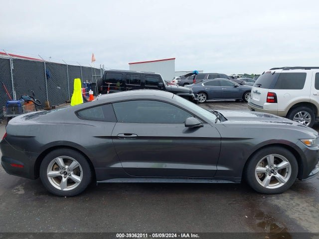 Ford Mustang V6 2016 1FA6P8AM3G5250762 Image 13