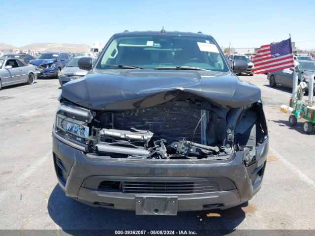 1FMJU1JT6NEA66923 Ford Expedition Xlt
