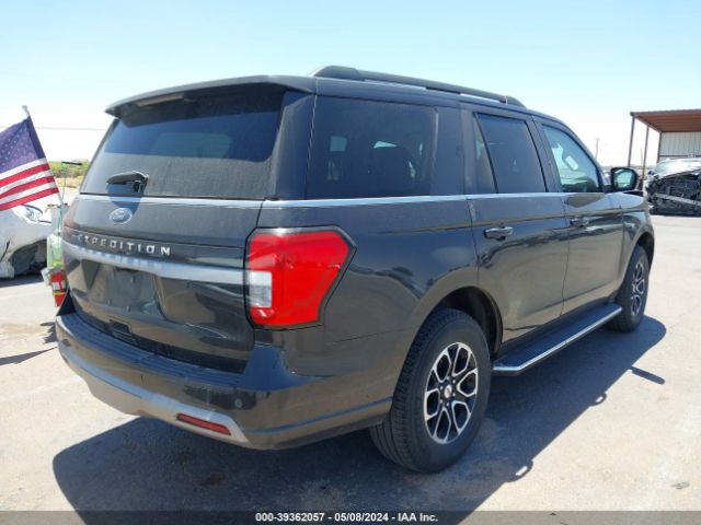1FMJU1JT6NEA66923 Ford Expedition Xlt