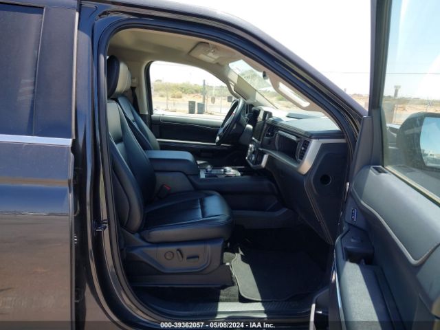 1FMJU1JT6NEA66923 Ford Expedition Xlt