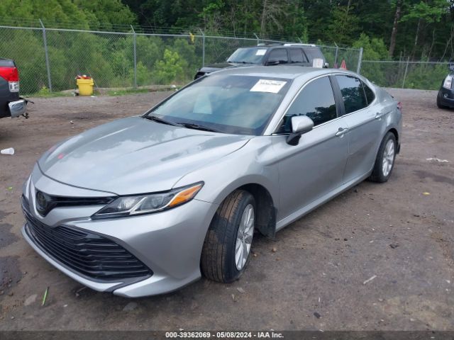 4T1B11HK8JU655448 Toyota CAMRY LE