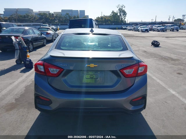 Chevrolet Cruze Lt Auto 2018 1G1BE5SM0J7161831 Image 17