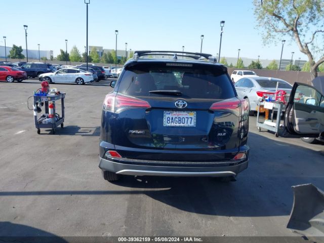 JTMWFREV9HD095650 Toyota Rav4 Xle
