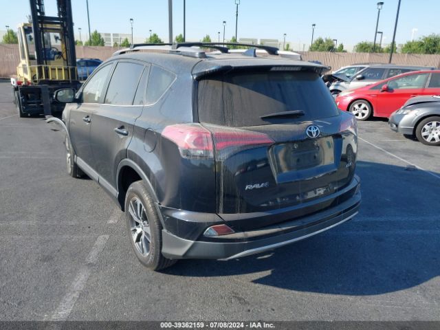 JTMWFREV9HD095650 Toyota Rav4 Xle