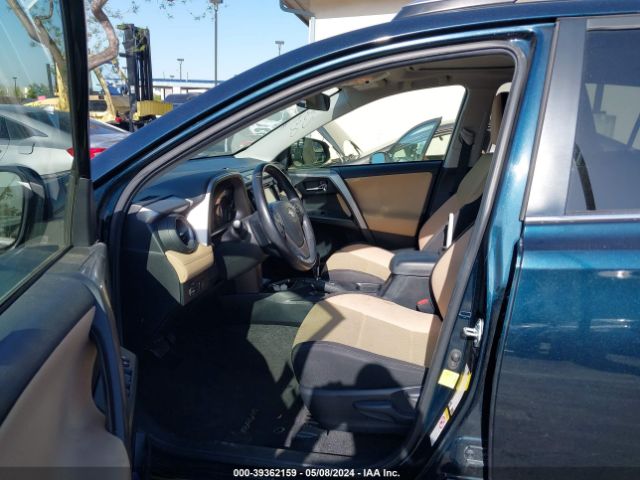 JTMWFREV9HD095650 Toyota Rav4 Xle