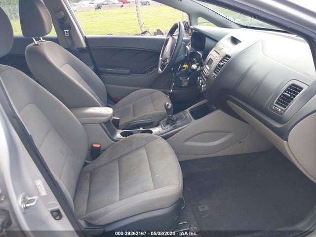 KIA FORTE LX 2016 KNAFK4A63G5576819 Image 5