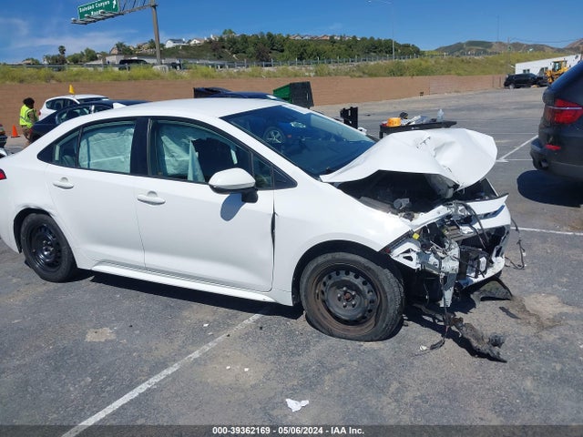 Toyota COROLLA LE 2020 JTDEPRAE8LJ040910 Image 13