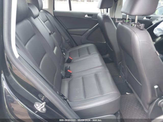 WVGBV7AX3HK021273 Volkswagen Tiguan 2.0t/2.0t S