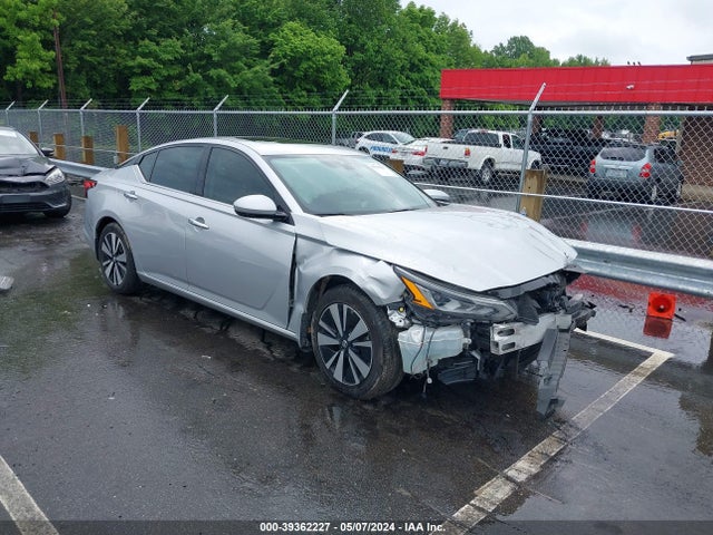 2019 1N4BL4DV1KC114187 main image