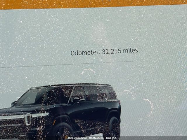 7PDSGABA9PN010175 Rivian R1s Adventure