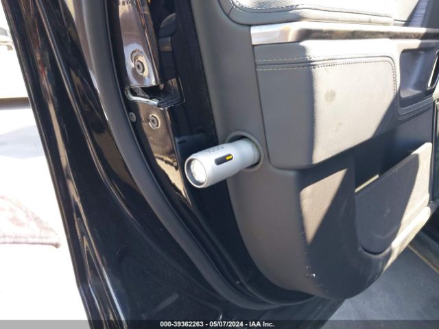 7PDSGABA9PN010175 Rivian R1s Adventure