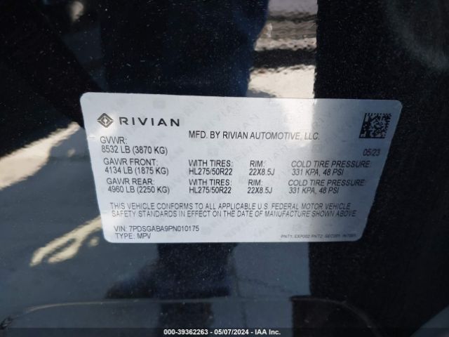 7PDSGABA9PN010175 Rivian R1s Adventure