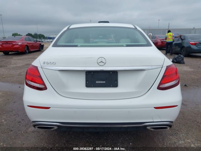 WDDZF4JB5HA276411 Mercedes-Benz E 300