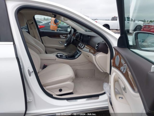 WDDZF4JB5HA276411 Mercedes-Benz E 300