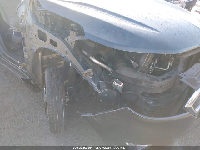 Chevrolet EQUINOX LS 2018 2GNAXHEVXJ6125574 Image 18