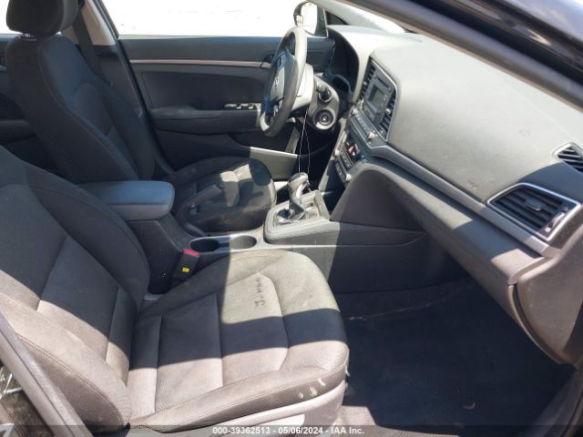 2018 HYUNDAI ELANTRA KMHD74LF4JU646104 Photo 4