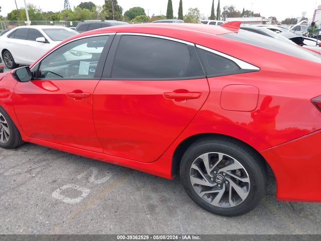 Honda CIVIC EX 2018 2HGFC2F75JH507394 Image 14