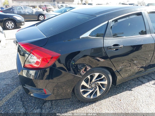 Honda CIVIC EX 2016 2HGFC2F74GH561147 Image 17