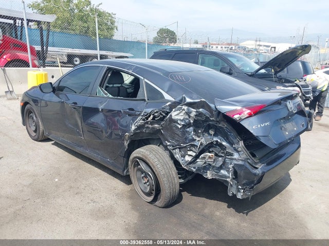 Honda Civic Lx 2018 2HGFC2F53JH609677 Image 3
