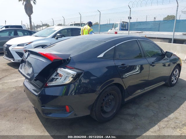 Honda Civic Lx 2018 2HGFC2F53JH609677 Image 4