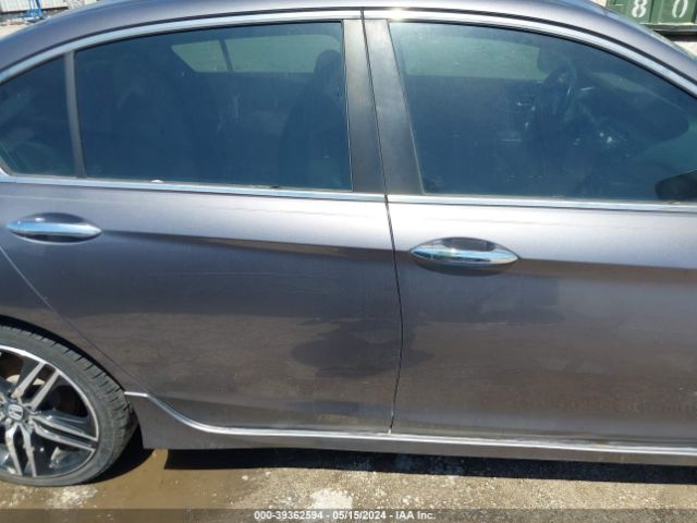 1HGCR2F10HA301907 Honda Accord Sport Se