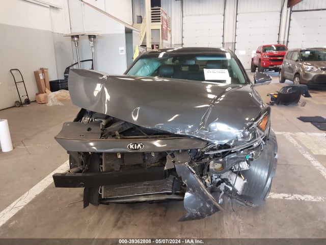 KIA Cadenza Limited 2017 KNALC4J11H5093111 Image 12
