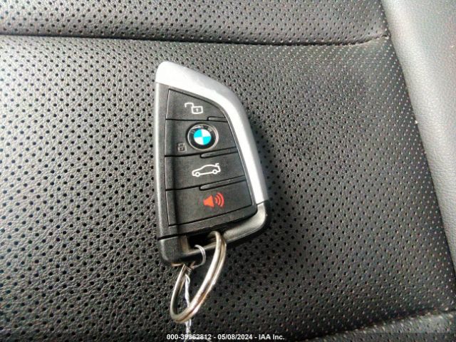 3MW89FF08P8D27066 BMW 330i Xdrive