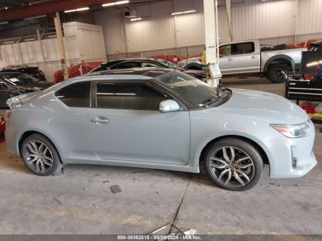 JTKJF5C78GJ021538 Scion TC