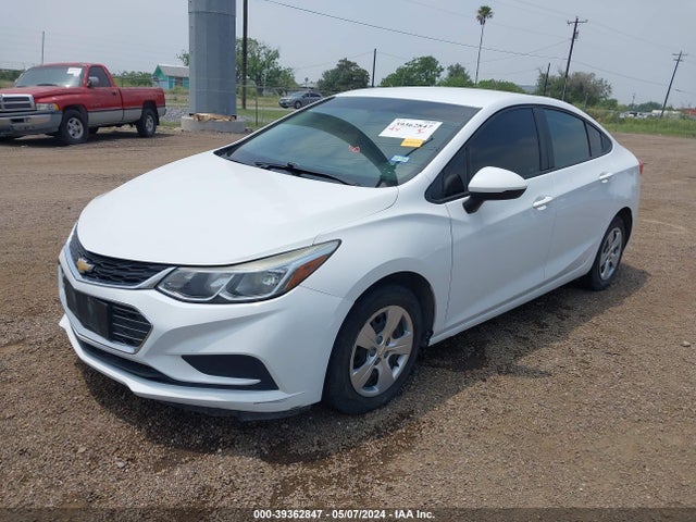 Chevrolet Cruze Ls Auto 2018 1G1BC5SM3J7103265 Image 2