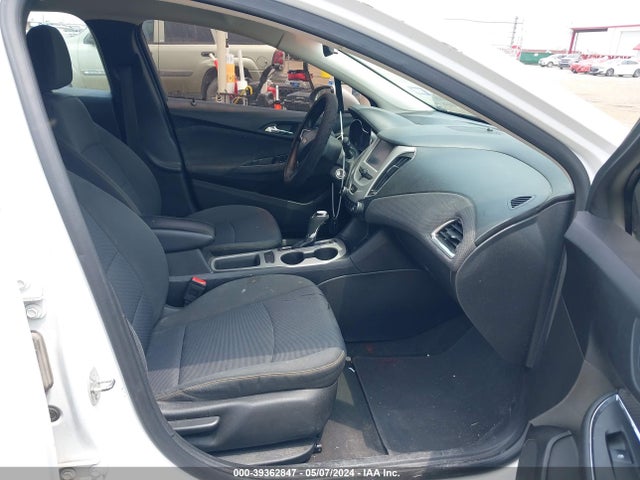 Chevrolet Cruze Ls Auto 2018 1G1BC5SM3J7103265 Image 5
