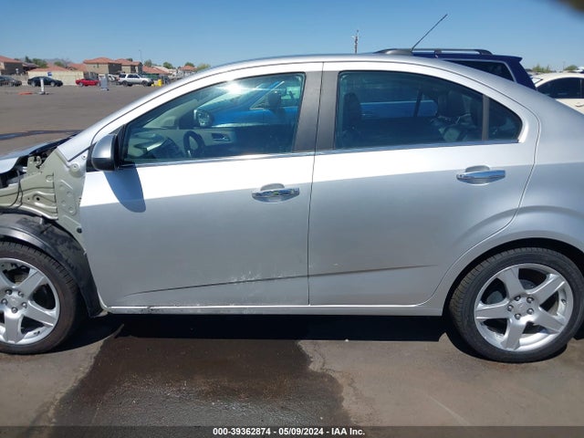 Chevrolet Sonic Ltz Auto 2016 1G1JE5SB9G4146099 Image 15