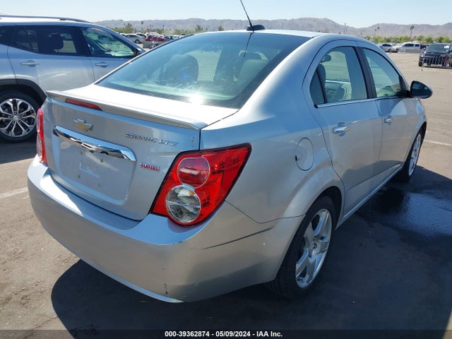 Chevrolet Sonic Ltz Auto 2016 1G1JE5SB9G4146099 Image 4