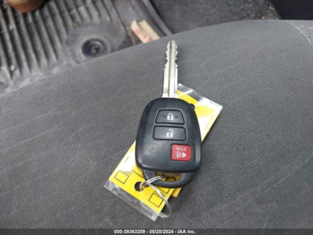 3TMCZ5AN8JM174049 Toyota Tacoma Sr5 V6