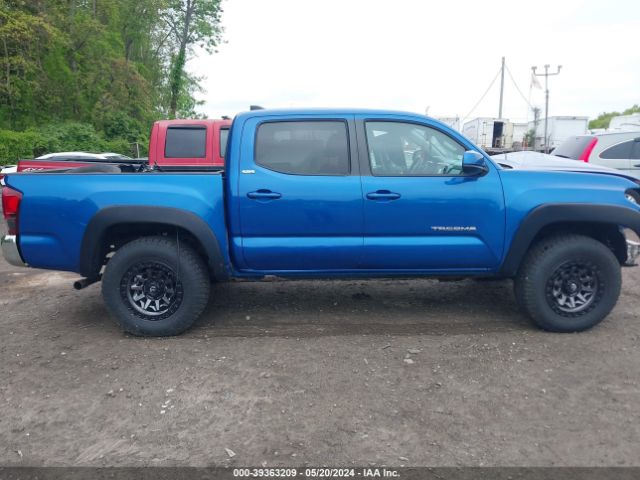 3TMCZ5AN8JM174049 Toyota Tacoma Sr5 V6
